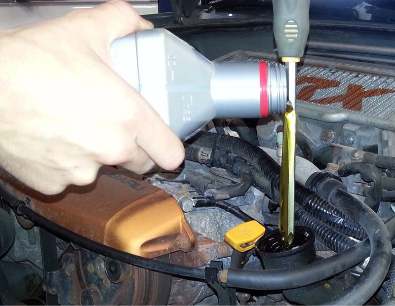 How to Put Oil in Car Without Funnel