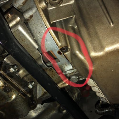 Car Leaking Oil between Transmission And Engine: How to Fix the Rear Main Seal Leak